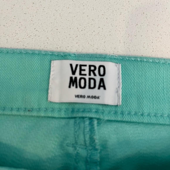 Minty Green Skinny Pants - Picture 2 of 3